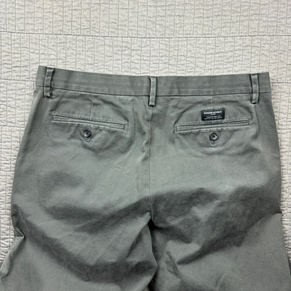 Banana Republic Emerson Straight Fit Chinos Men 35x34 (35x31) Charcoal Gray Pant